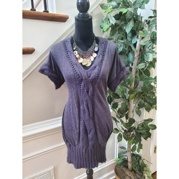 Miilla Women's Blue Acrylic V-Neck Short Sleeve Pullover Knit Sweater Size M - Picture 1 of 12